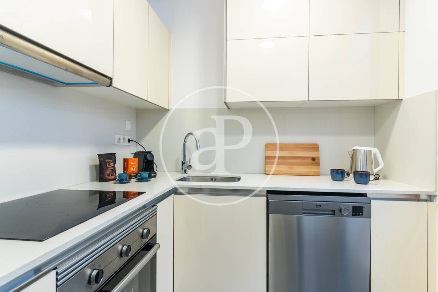 2 Zimmer Apartment zu vermieten in Barcelona Stadt - 2.700 € (Ref: 9452115)