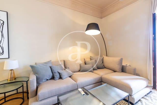 2 bedroom Apartment for rent in La Dreta de L'Eixample, Barcelona city - € 2,700 (Ref: 9452115)