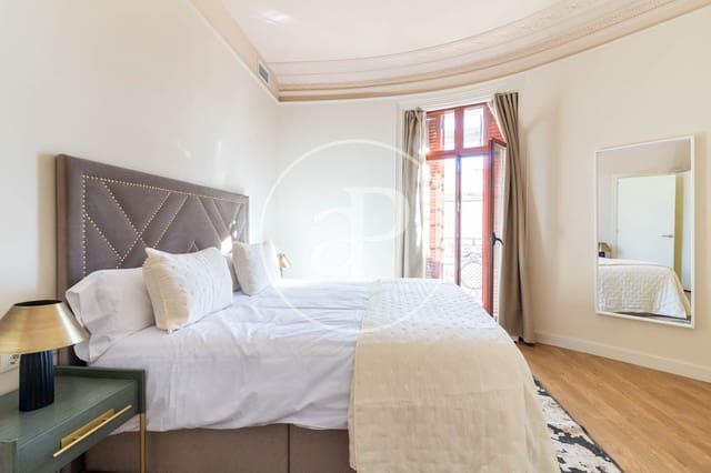 2 bedroom Apartment for rent in La Dreta de L'Eixample, Barcelona city - € 2,700 (Ref: 9452115)