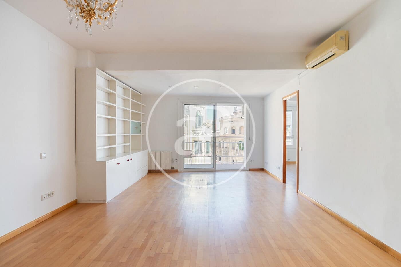 3 slaapkamer Appartement te koop in Barcelona stad - € 840.000 (Ref: 9452116)