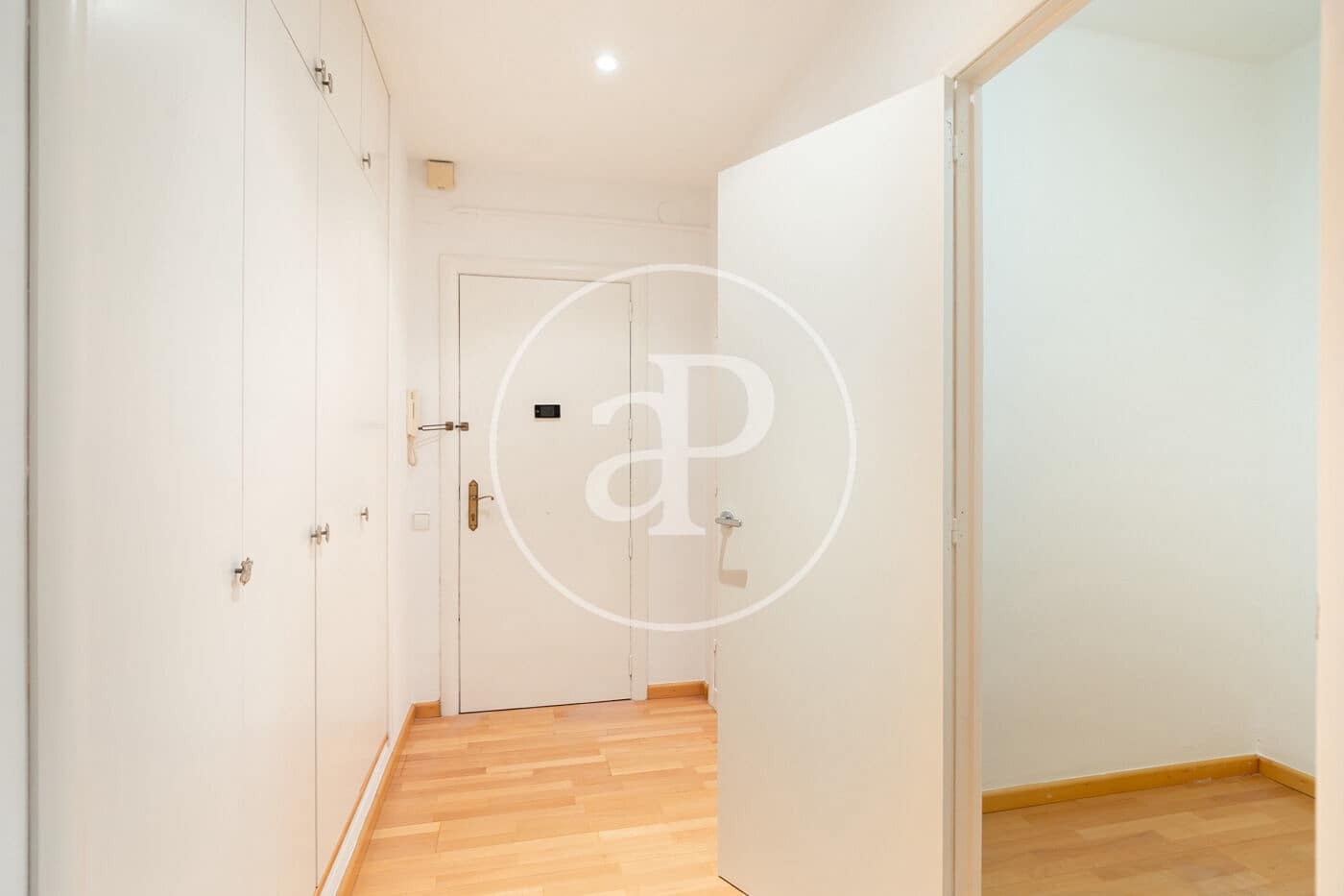 3 slaapkamer Appartement te koop in Barcelona stad - € 840.000 (Ref: 9452116)