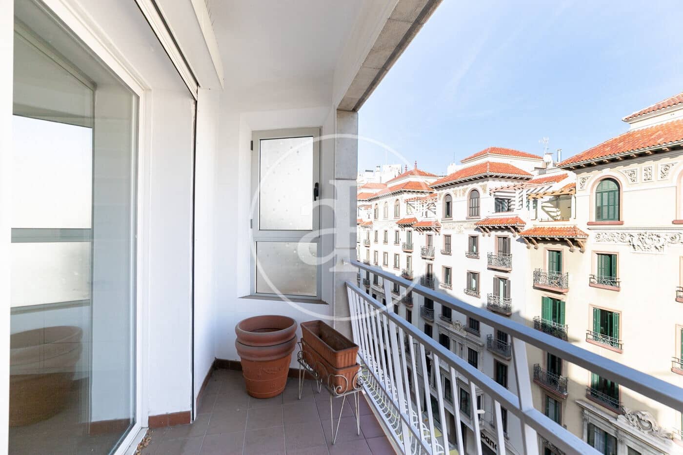 3 slaapkamer Appartement te koop in Barcelona stad - € 840.000 (Ref: 9452116)