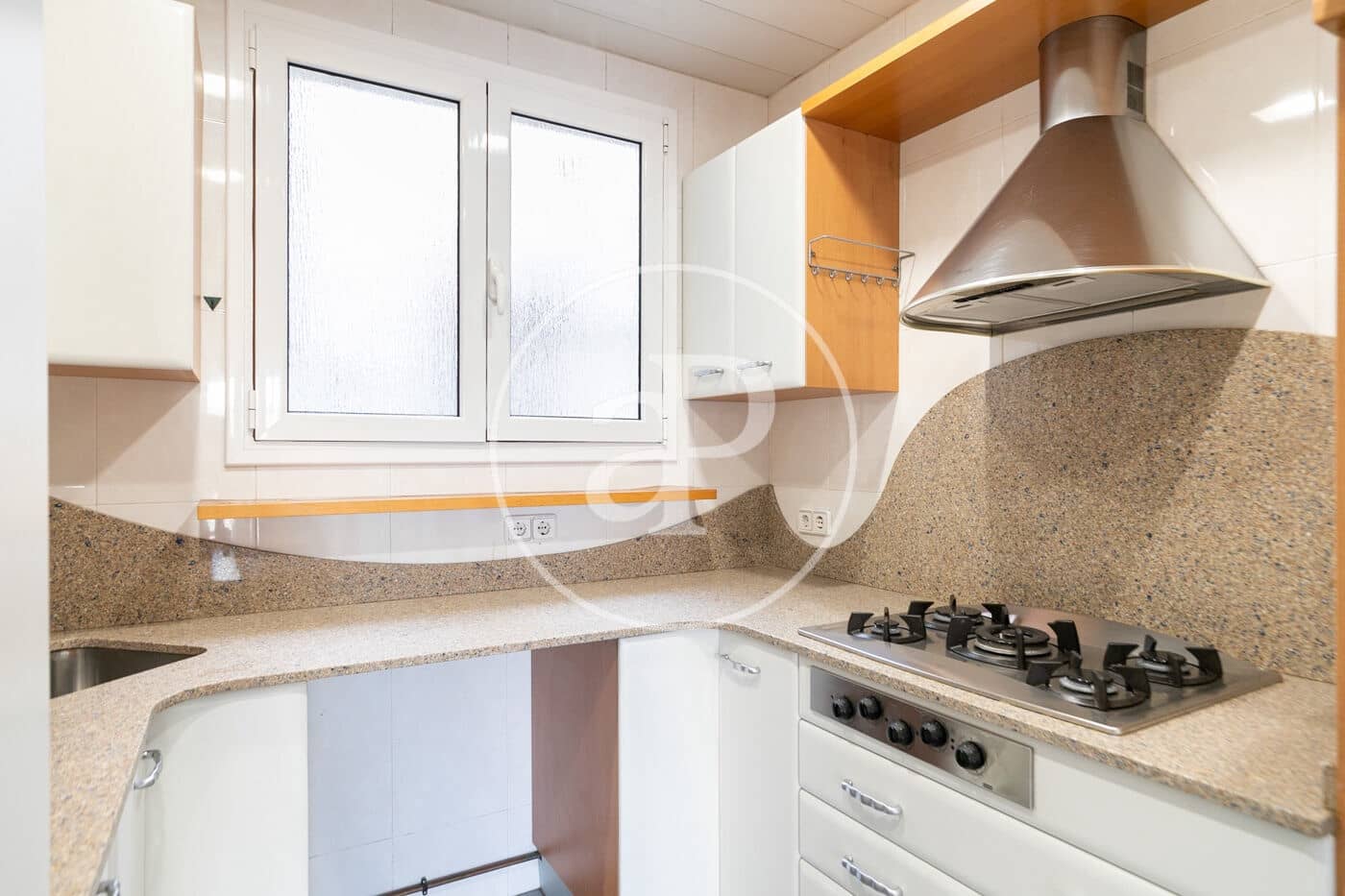 3 slaapkamer Appartement te koop in Barcelona stad - € 840.000 (Ref: 9452116)