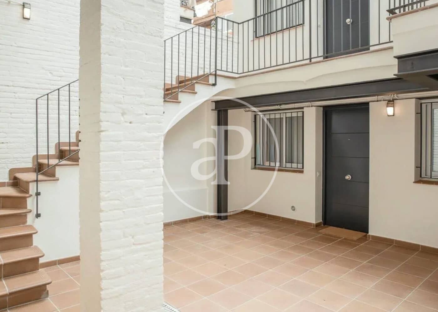 2 soveværelse Lejlighed til salg i Barcelona by - € 230.000 (Ref: 9456233)