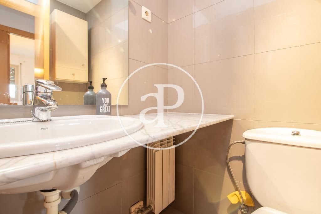 3 sypialnia Apartament do wynajęcia w Sant Cugat del Valles z basenem - 1 850 € (Ref: 9456236)