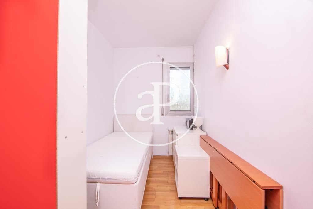 3 sypialnia Apartament do wynajęcia w Sant Cugat del Valles z basenem - 1 850 € (Ref: 9456236)