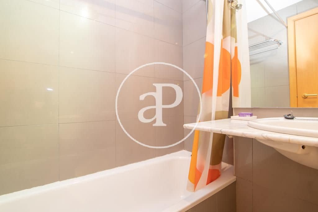 3 sypialnia Apartament do wynajęcia w Sant Cugat del Valles z basenem - 1 850 € (Ref: 9456236)