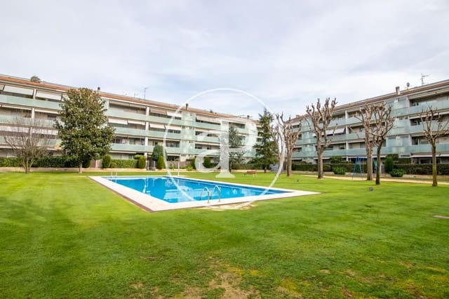 3 makuuhuone Huoneisto vuokrattavana paikassa Sant Cugat del Vallès mukana uima-altaan - 1 850 € (Ref: 9456236)