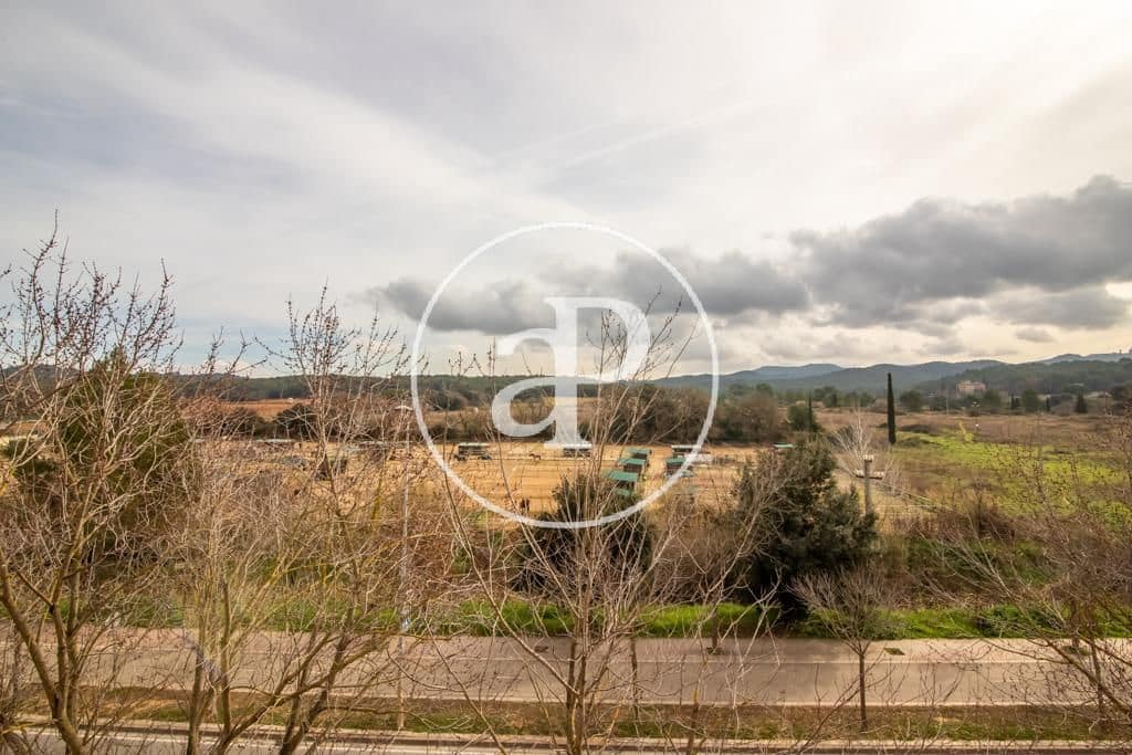 3 sypialnia Apartament do wynajęcia w Sant Cugat del Valles z basenem - 1 850 € (Ref: 9456236)