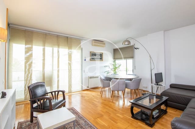 3 soveværelse Lejlighed til leje i Sant Cugat del Vallès med swimmingpool - € 1.680 (Ref: 9456236)