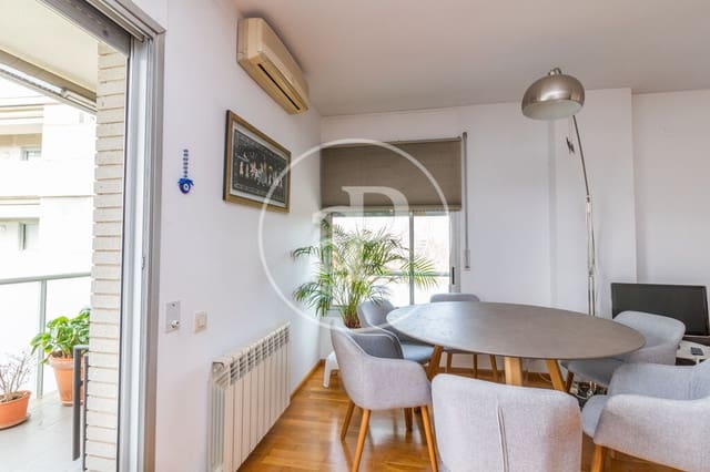 3 soveværelse Lejlighed til leje i Sant Cugat del Vallès med swimmingpool - € 1.680 (Ref: 9456236)