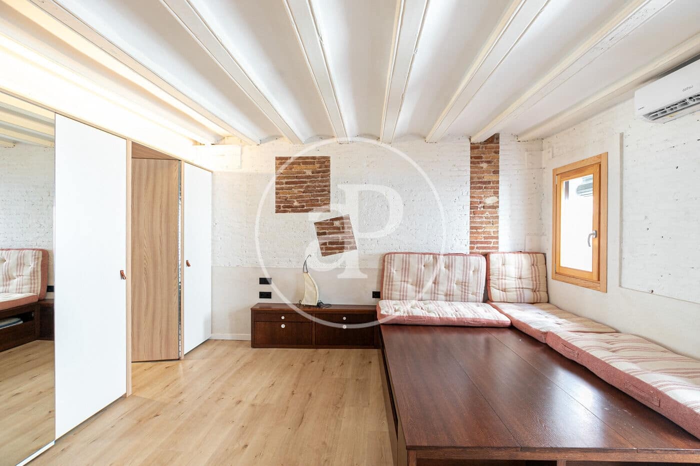 Apartamento de 1 habitación en Barcelona ciudad en alquiler - 1.235 € (Ref: 9456237)