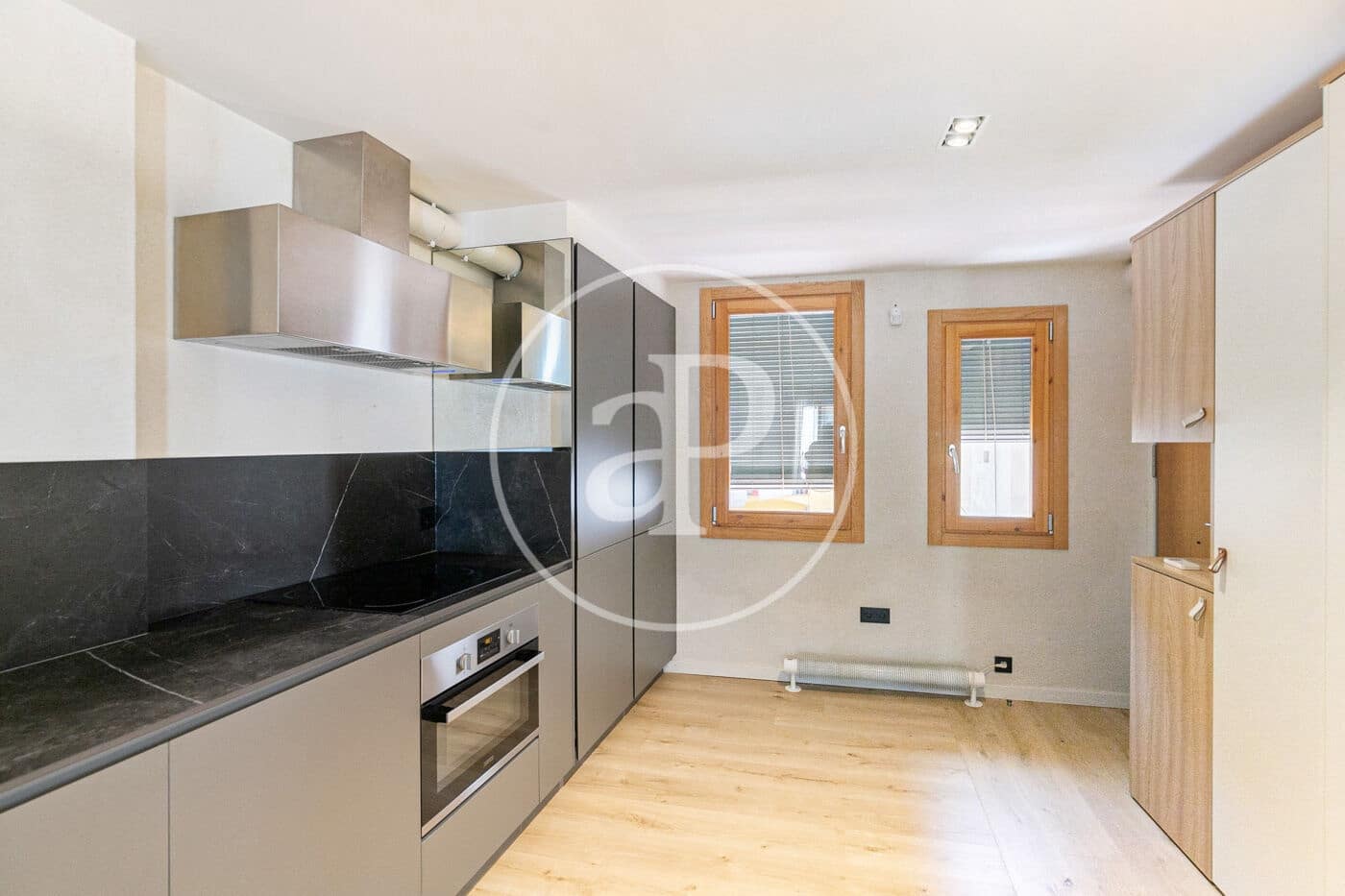 Apartamento de 1 habitación en Barcelona ciudad en alquiler - 1.235 € (Ref: 9456237)