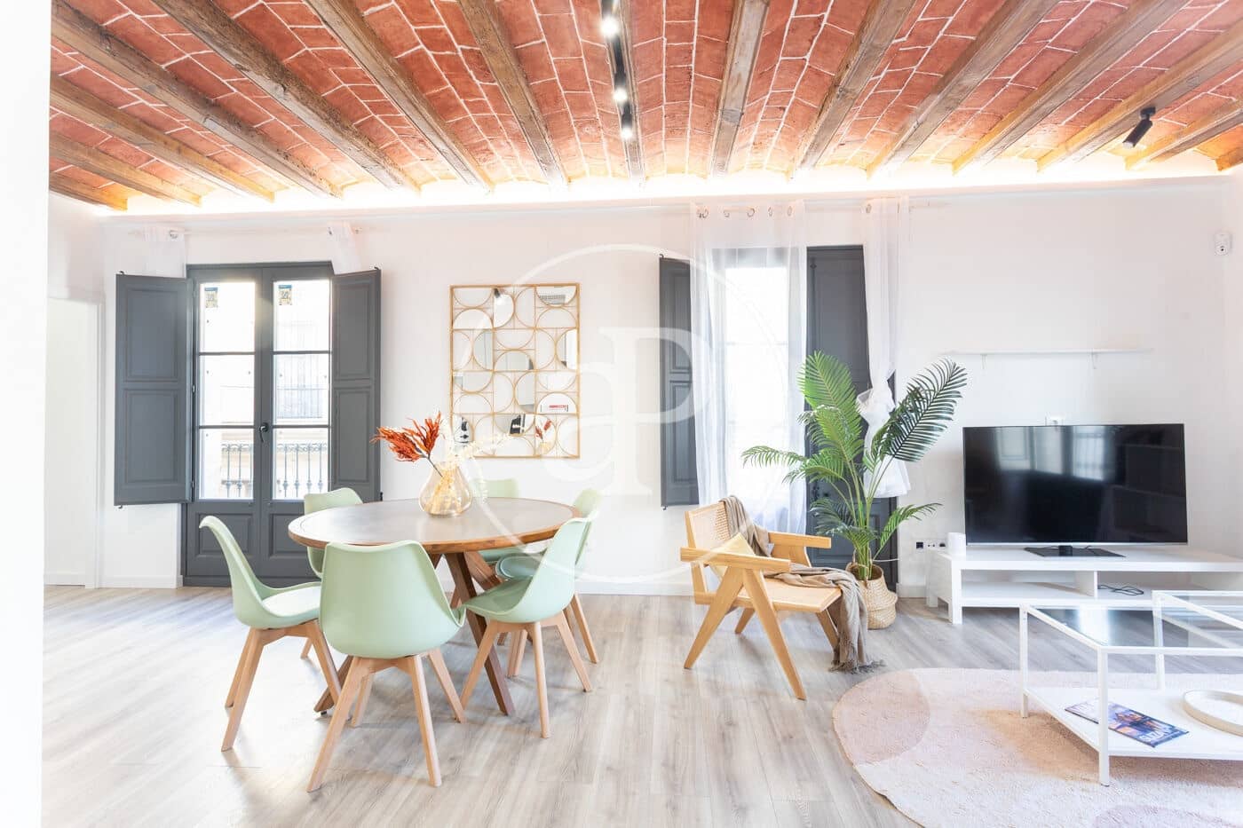 3 slaapkamer Appartement te huur in Barcelona stad - € 2.400 (Ref: 9456238)