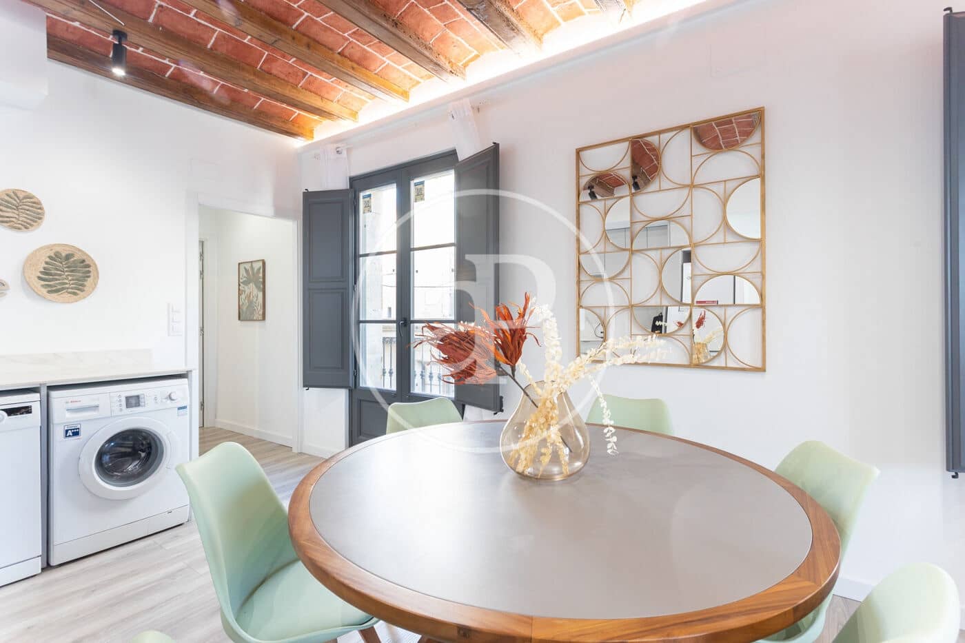 3 slaapkamer Appartement te huur in Barcelona stad - € 2.400 (Ref: 9456238)