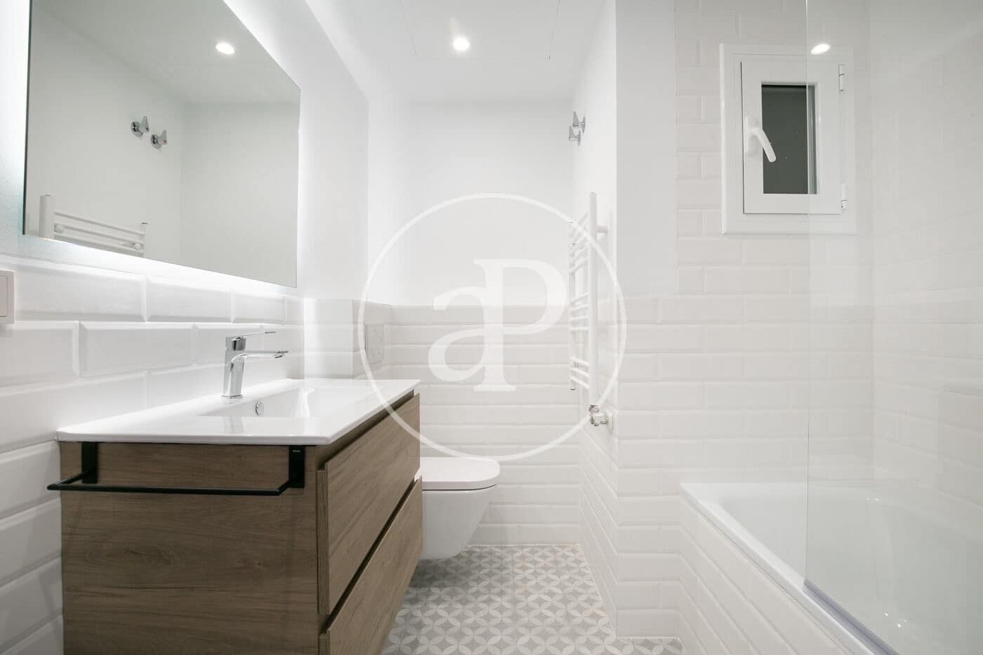 4 sovrum Lägenhet att hyra i Barcelona stad - 4 200 € (Ref: 9456239)