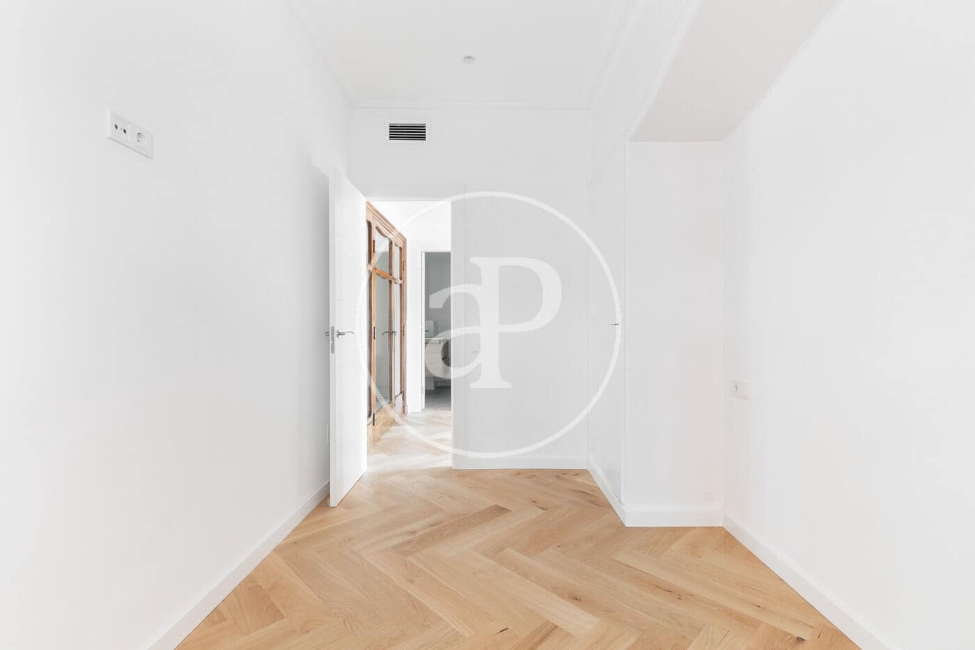 4 sovrum Lägenhet att hyra i Barcelona stad - 4 200 € (Ref: 9456239)