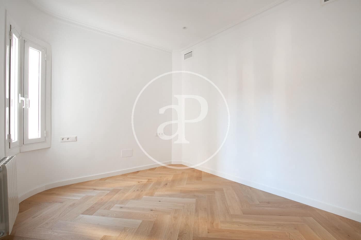 4 sovrum Lägenhet att hyra i Barcelona stad - 4 200 € (Ref: 9456239)