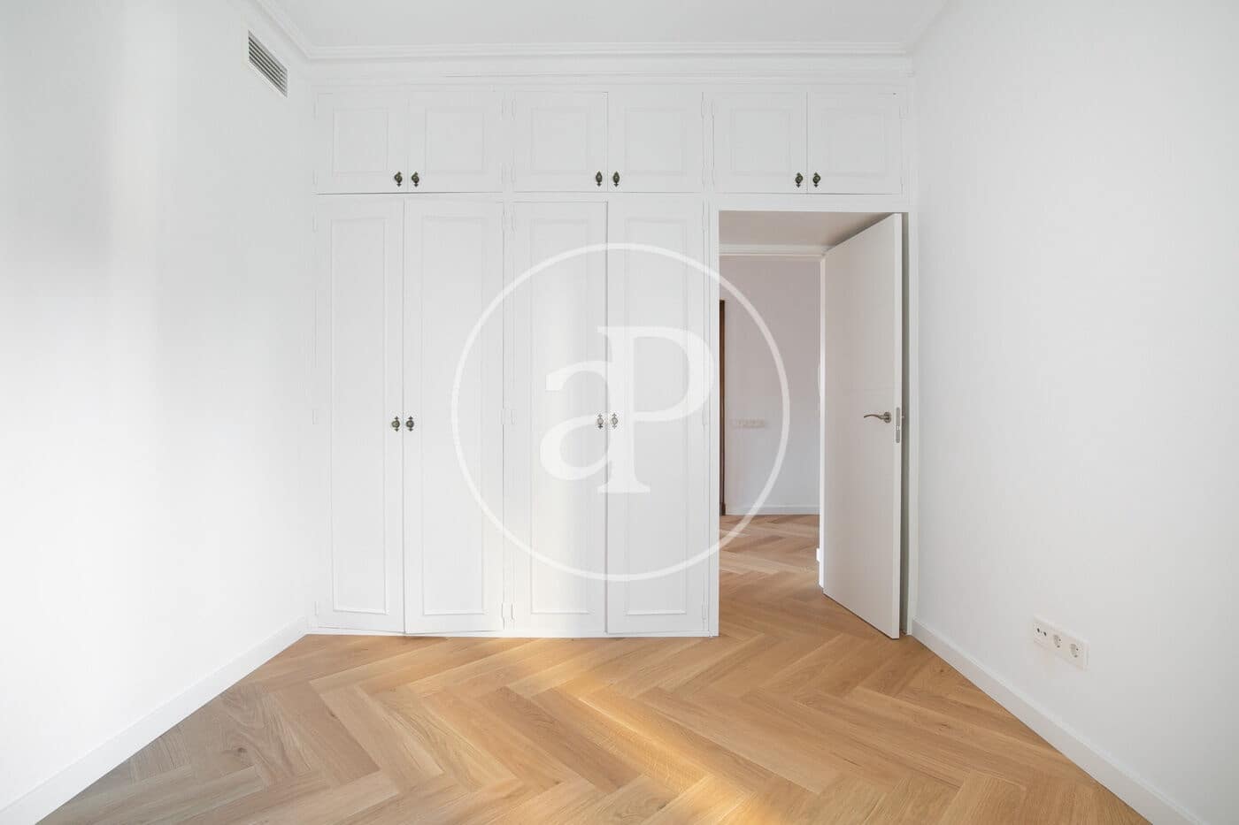 4 sovrum Lägenhet att hyra i Barcelona stad - 4 200 € (Ref: 9456239)