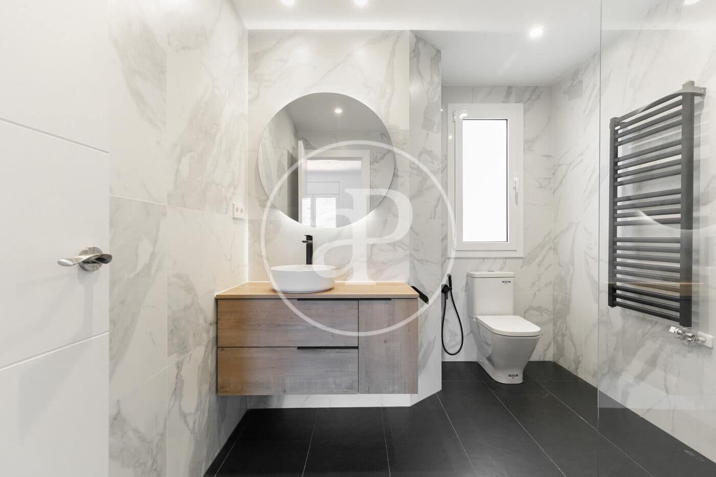 4 sovrum Lägenhet att hyra i Barcelona stad - 4 200 € (Ref: 9456239)