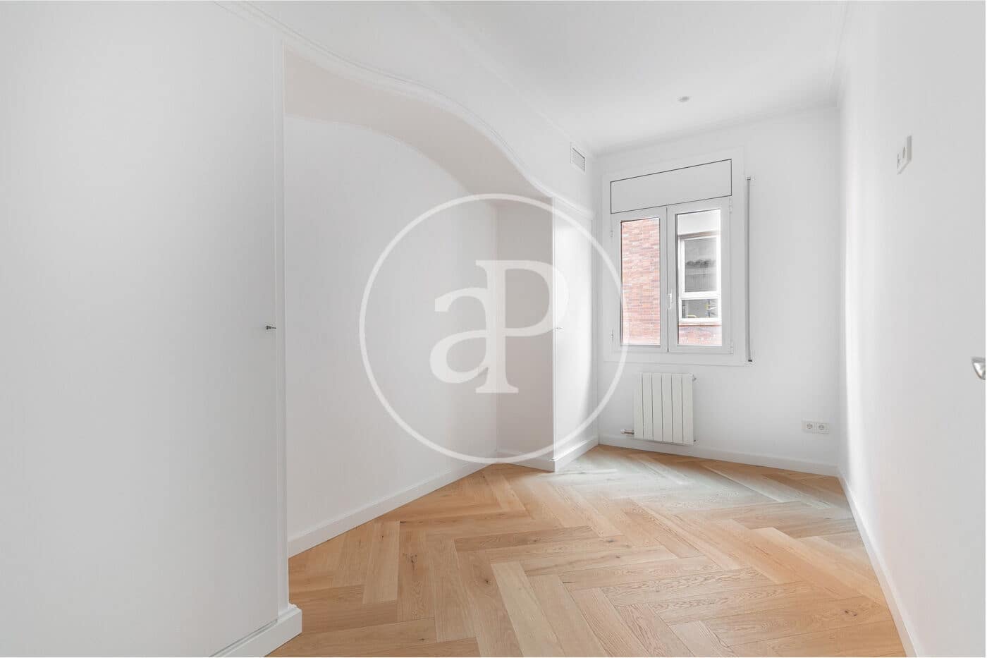 4 sovrum Lägenhet att hyra i Barcelona stad - 4 200 € (Ref: 9456239)