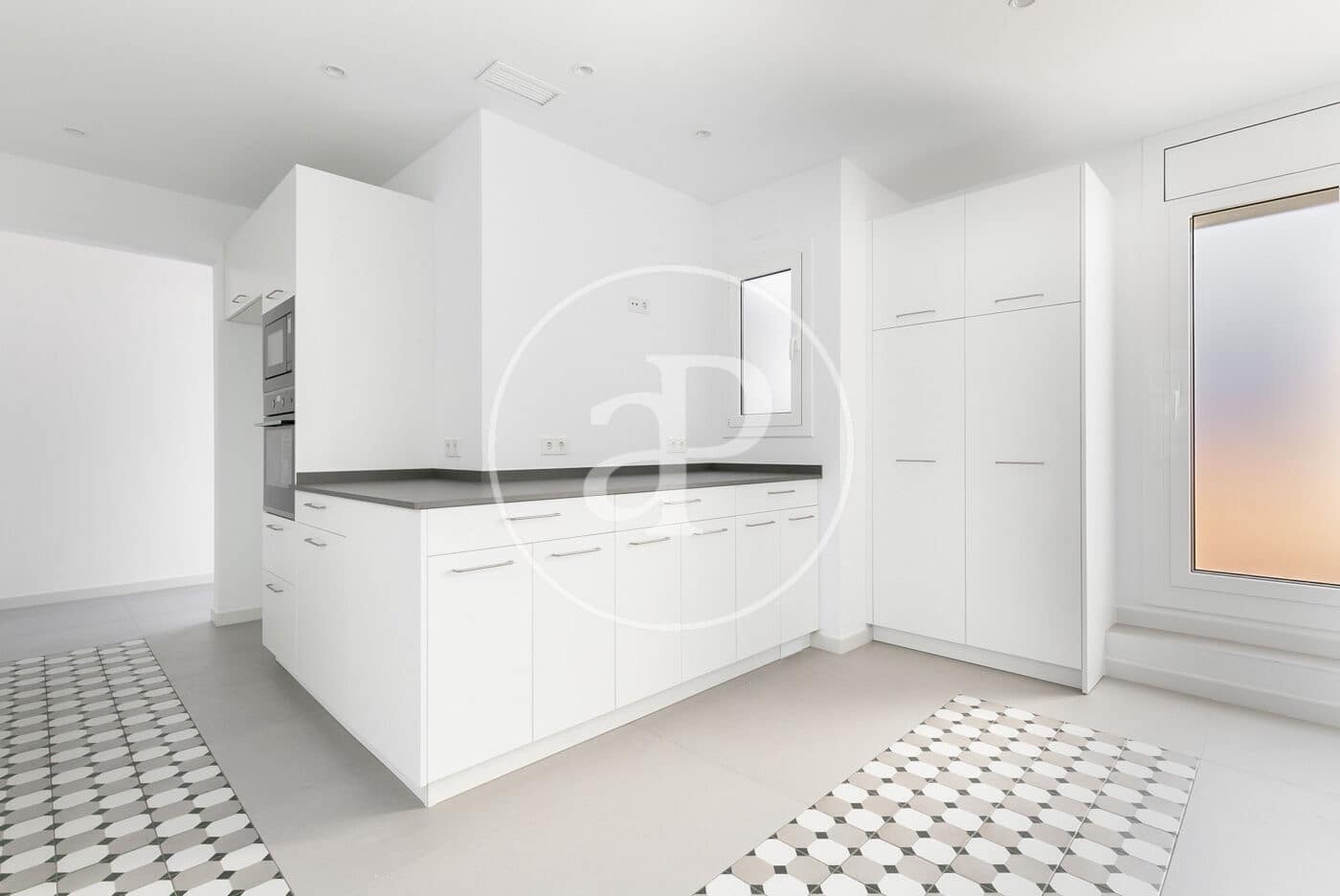 4 sovrum Lägenhet att hyra i Barcelona stad - 4 200 € (Ref: 9456239)