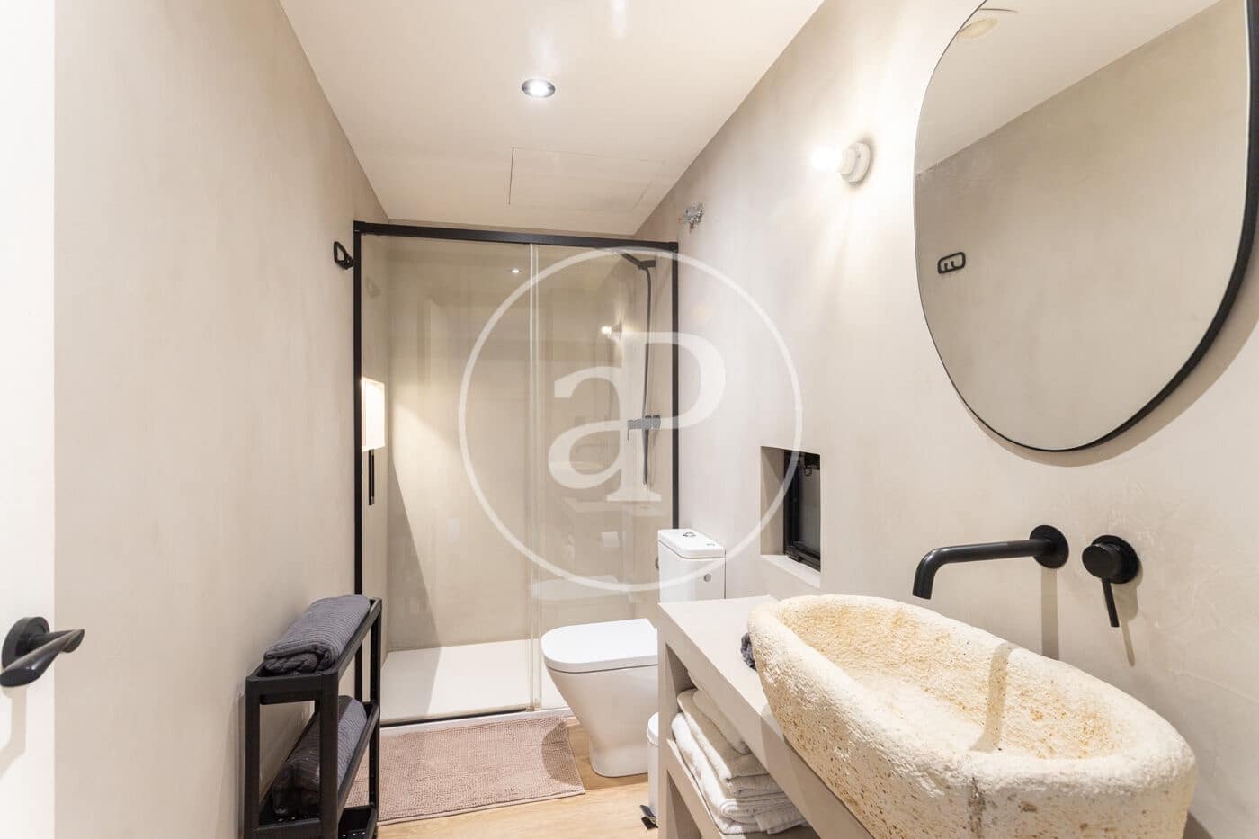 1 slaapkamer Appartement te huur in Barcelona stad - € 1.900 (Ref: 9456240)