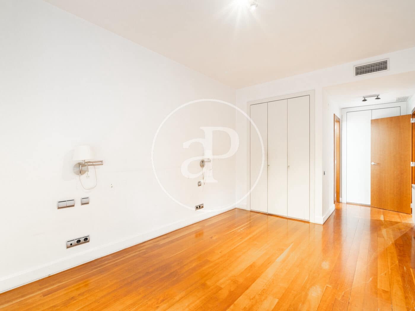 4 makuuhuone Huoneisto myytävänä paikassa Barcelona kaupunki mukana uima-altaan - 1 590 000 € (Ref: 9459482)