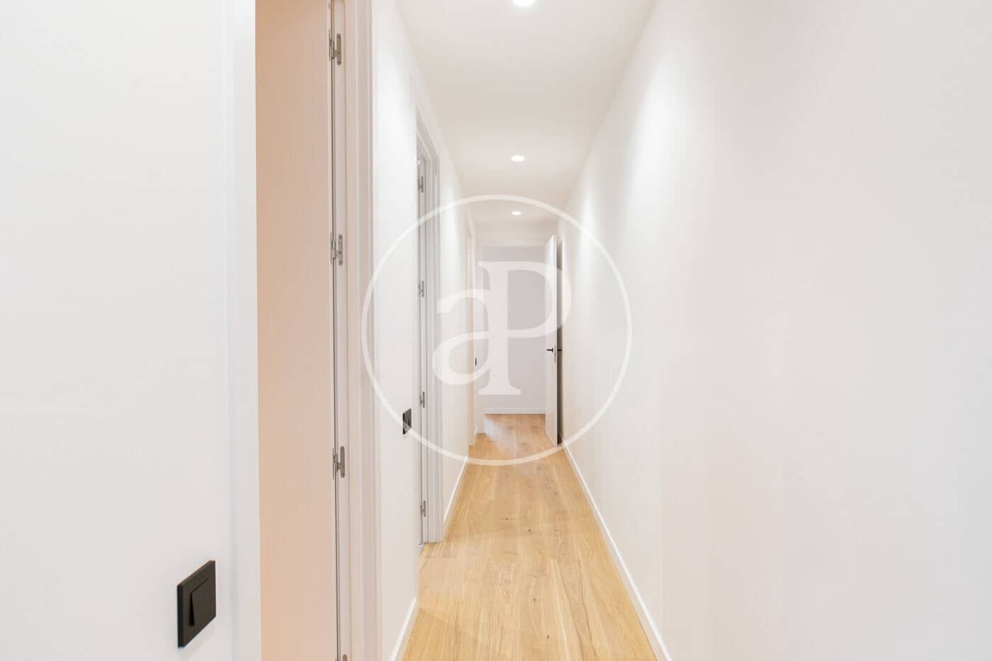 3 sypialnia Apartament na sprzedaż w Miasto Barcelona - 650 000 € (Ref: 9459483)