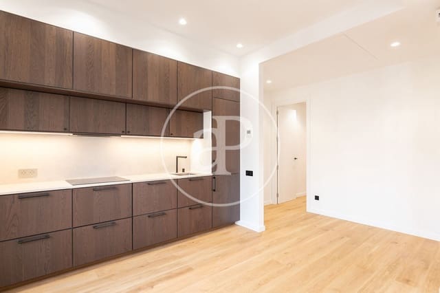 3 sypialnia Apartament na sprzedaż w La Sagrada Família, Miasto Barcelona - 650 000 € (Ref: 9459483)