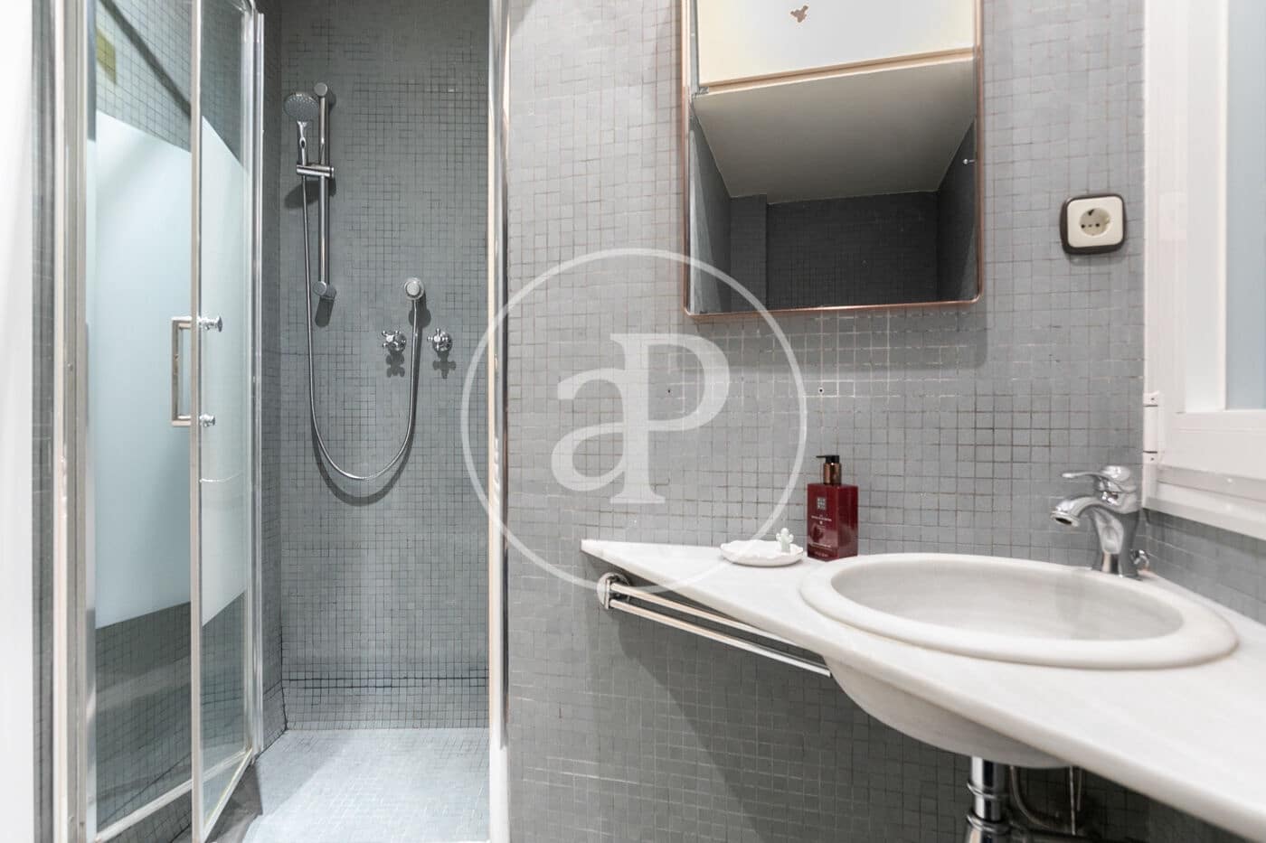 2 Zimmer Apartment zu vermieten in Barcelona Stadt - 1.450 € (Ref: 9459484)