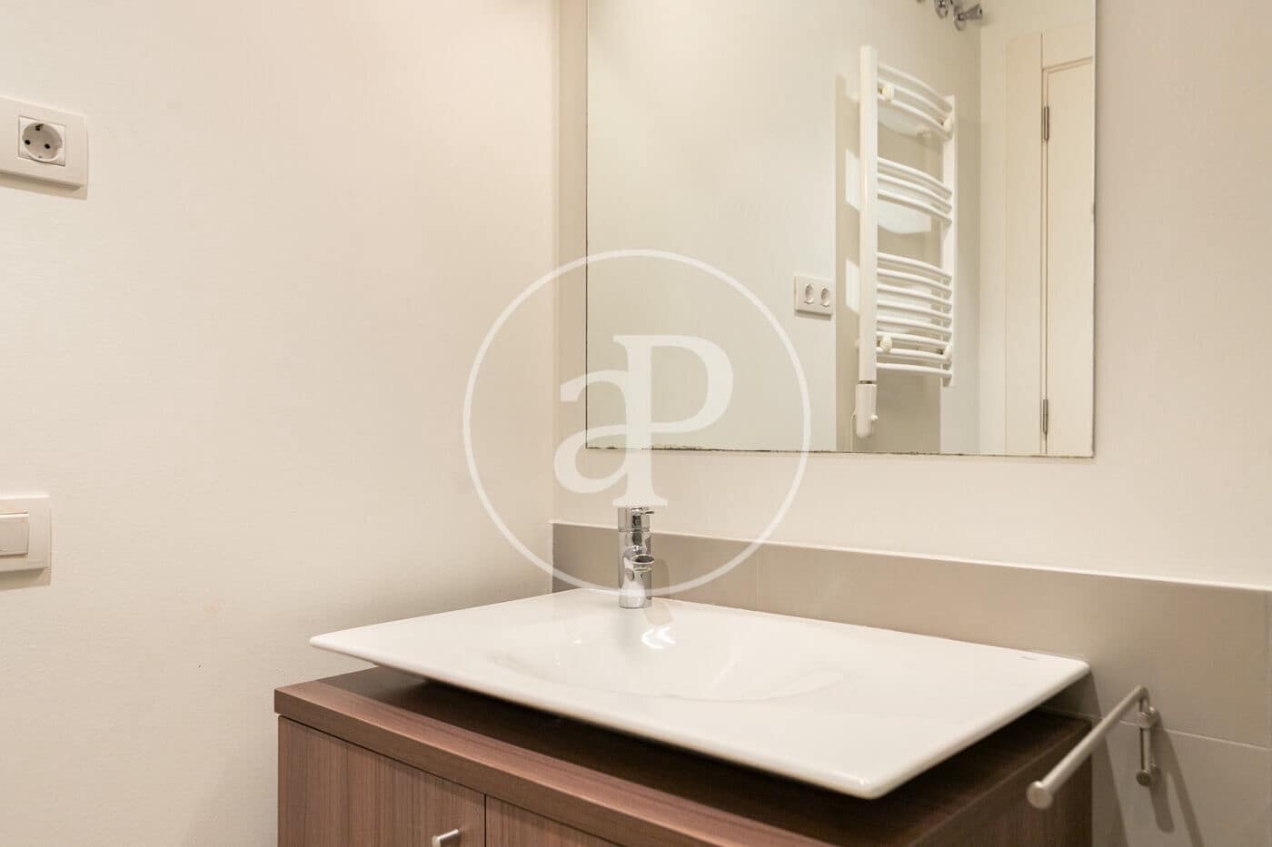 2 Zimmer Apartment zu vermieten in Barcelona Stadt - 2.000 € (Ref: 9462064)