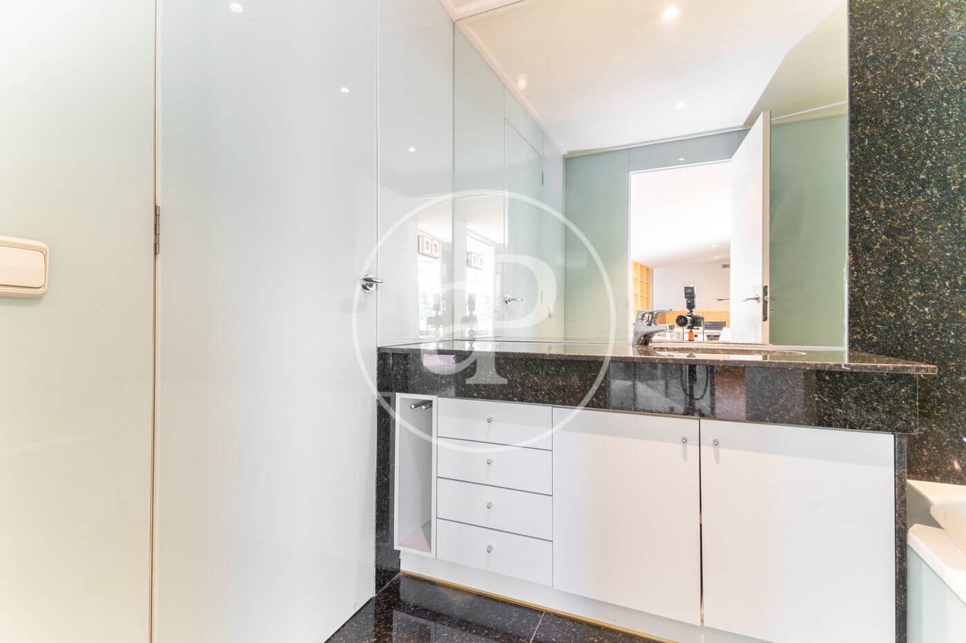 3 makuuhuone Huoneisto vuokrattavana paikassa Barcelona kaupunki - 9 000 € (Ref: 9462065)