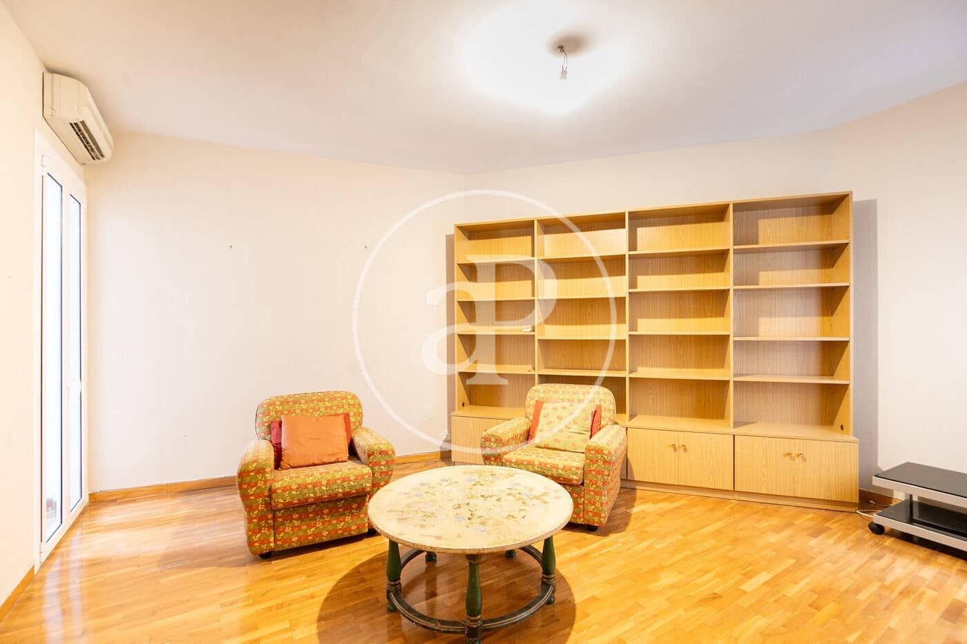 6 bedroom Apartment for sale in Barcelona city - € 1,140,000 (Ref: 9465643)