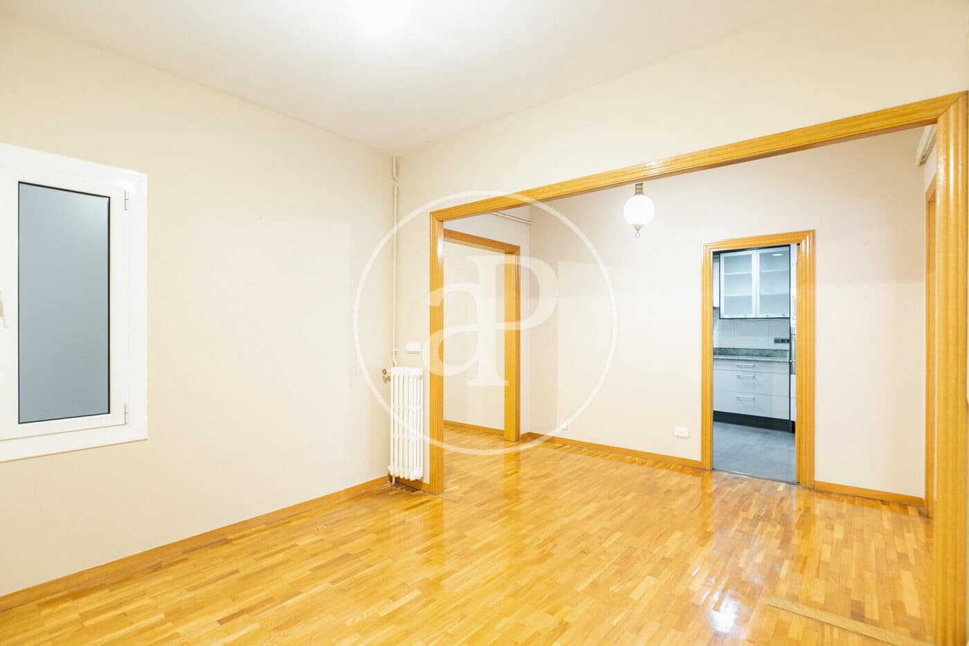 6 bedroom Apartment for sale in Barcelona city - € 1,140,000 (Ref: 9465643)