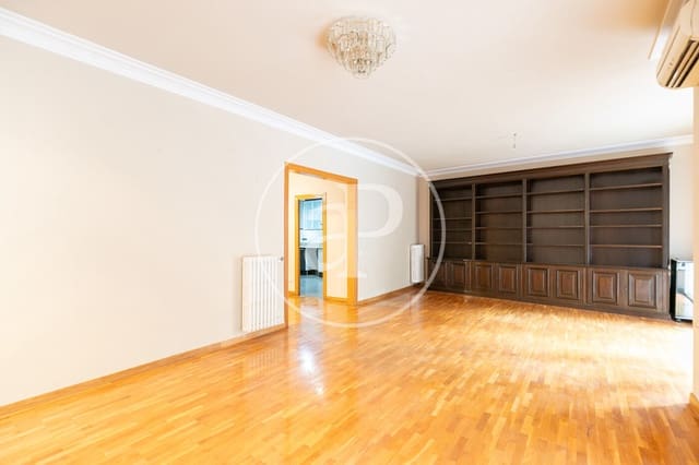 6 bedroom Apartment for sale in Sant Gervasi - Galvany, Barcelona city - € 1,140,000 (Ref: 9465643)