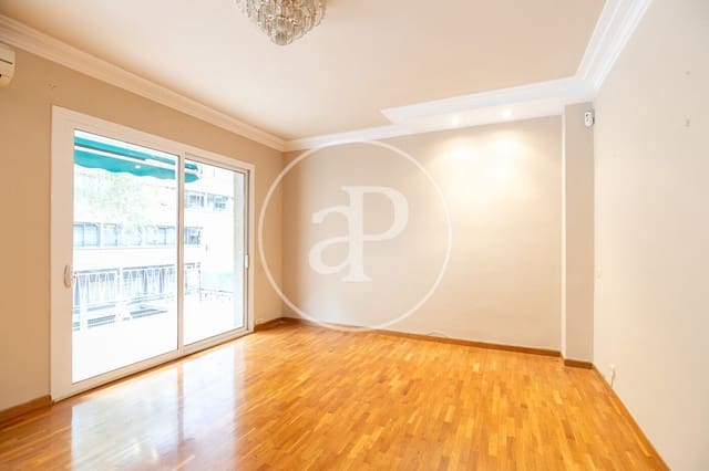 6 bedroom Apartment for sale in Sant Gervasi - Galvany, Barcelona city - € 1,140,000 (Ref: 9465643)