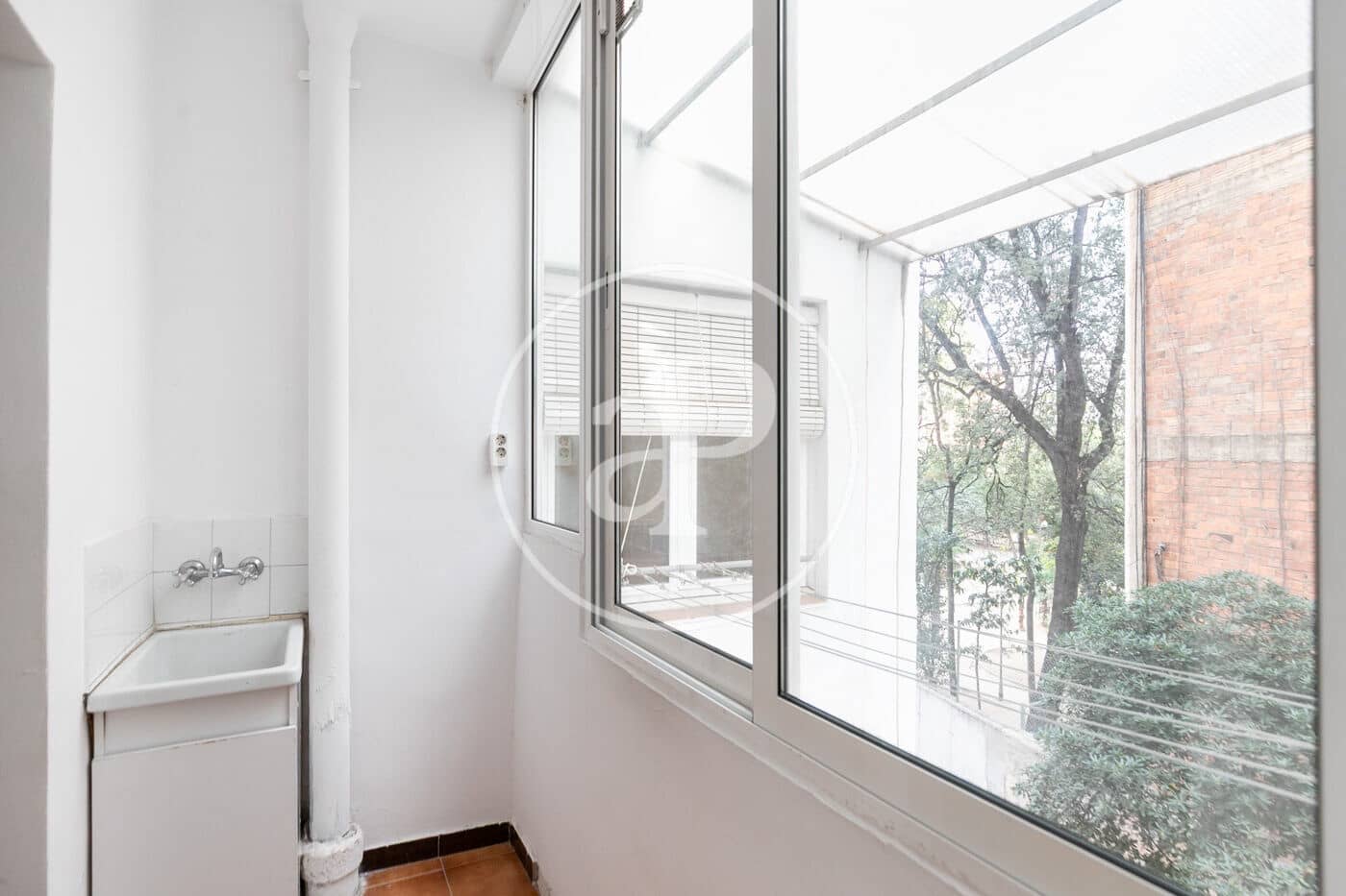 6 bedroom Apartment for sale in Barcelona city - € 1,140,000 (Ref: 9465643)