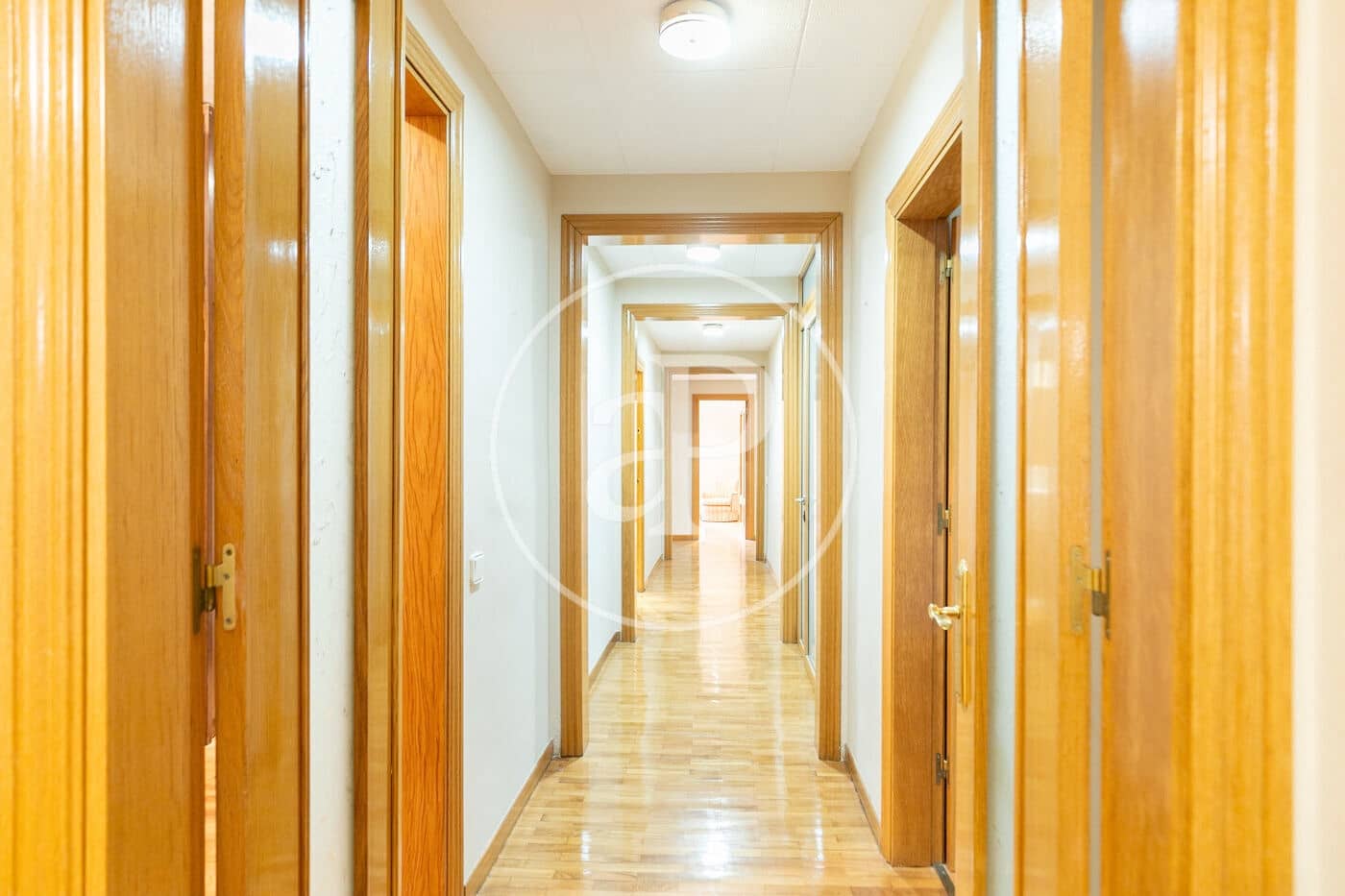 6 bedroom Apartment for sale in Barcelona city - € 1,140,000 (Ref: 9465643)