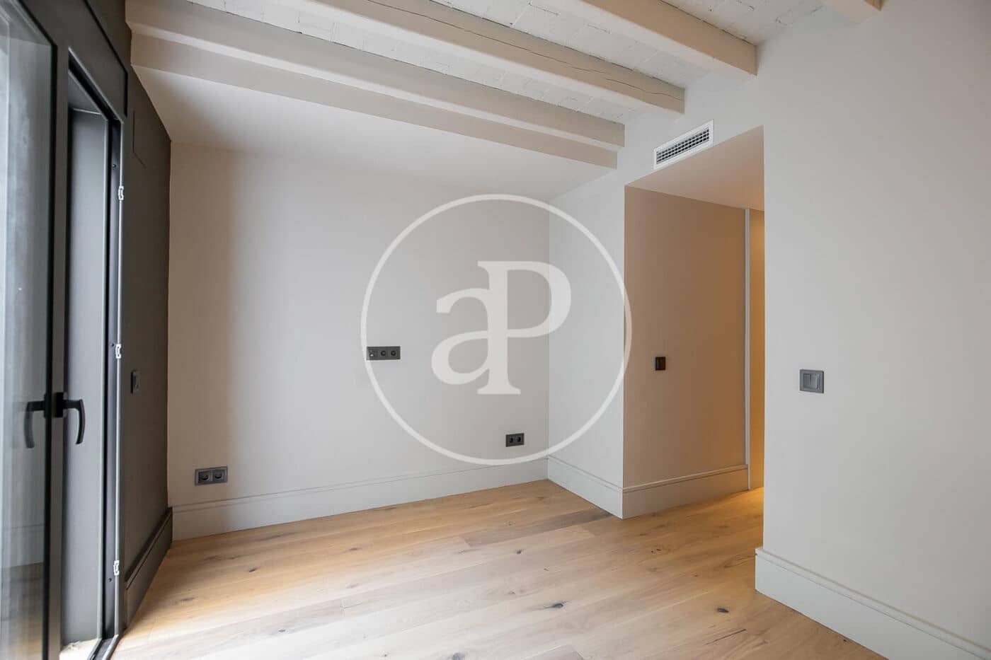 1 quarto Apartamento para venda em Barcelona cidade - 430 000 € (Ref: 9468472)
