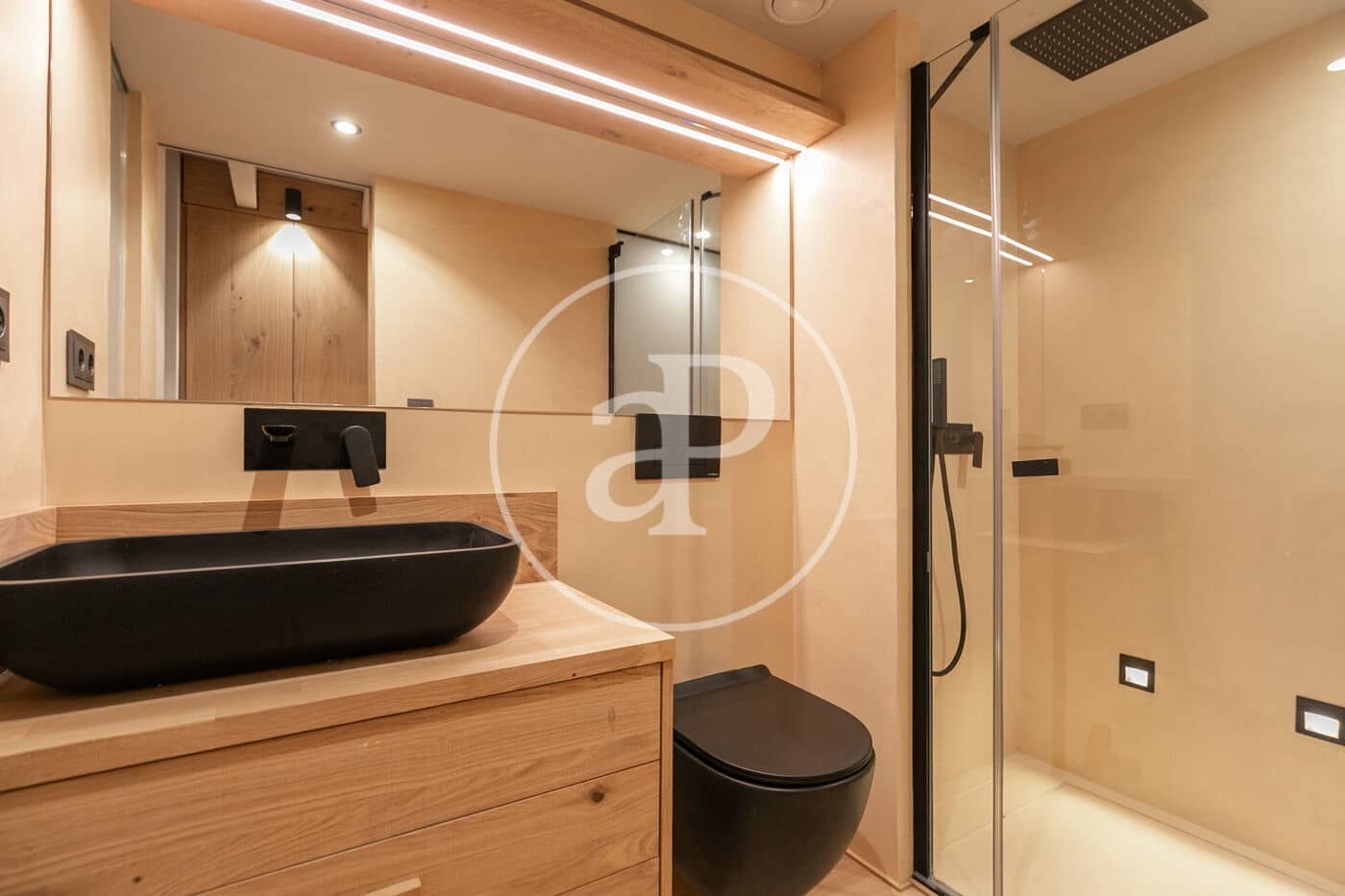 1 slaapkamer Appartement te koop in Barcelona stad - € 430.000 (Ref: 9468472)