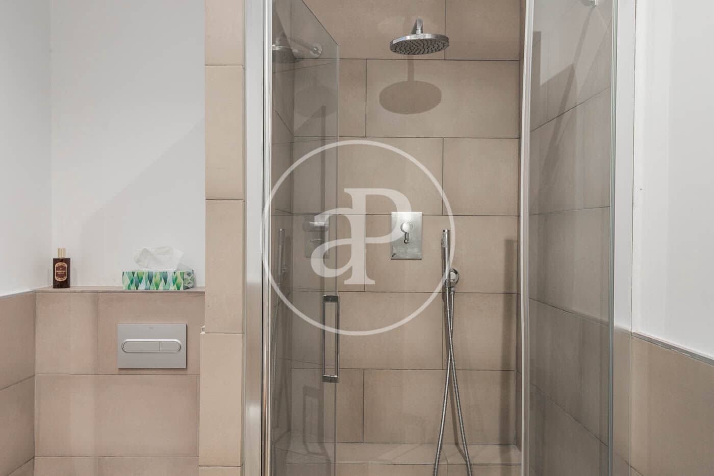 2 sovrum Lägenhet att hyra i Barcelona stad - 2 500 € (Ref: 9468473)