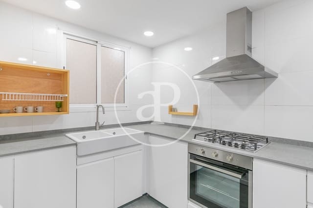 3 chambre Appartement à vendre à Sant Antoni, Barcelone ville - 495 000 € (Ref: 9468477)