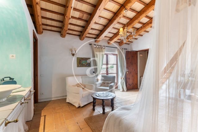 Chalet de 9 habitaciones en Olivella en venta - 735.000 € (Ref: 9470678)