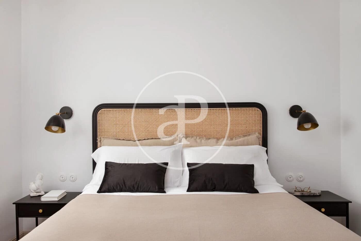 3 soveværelse Lejlighed til leje i Barcelona by - € 3.950 (Ref: 9470679)