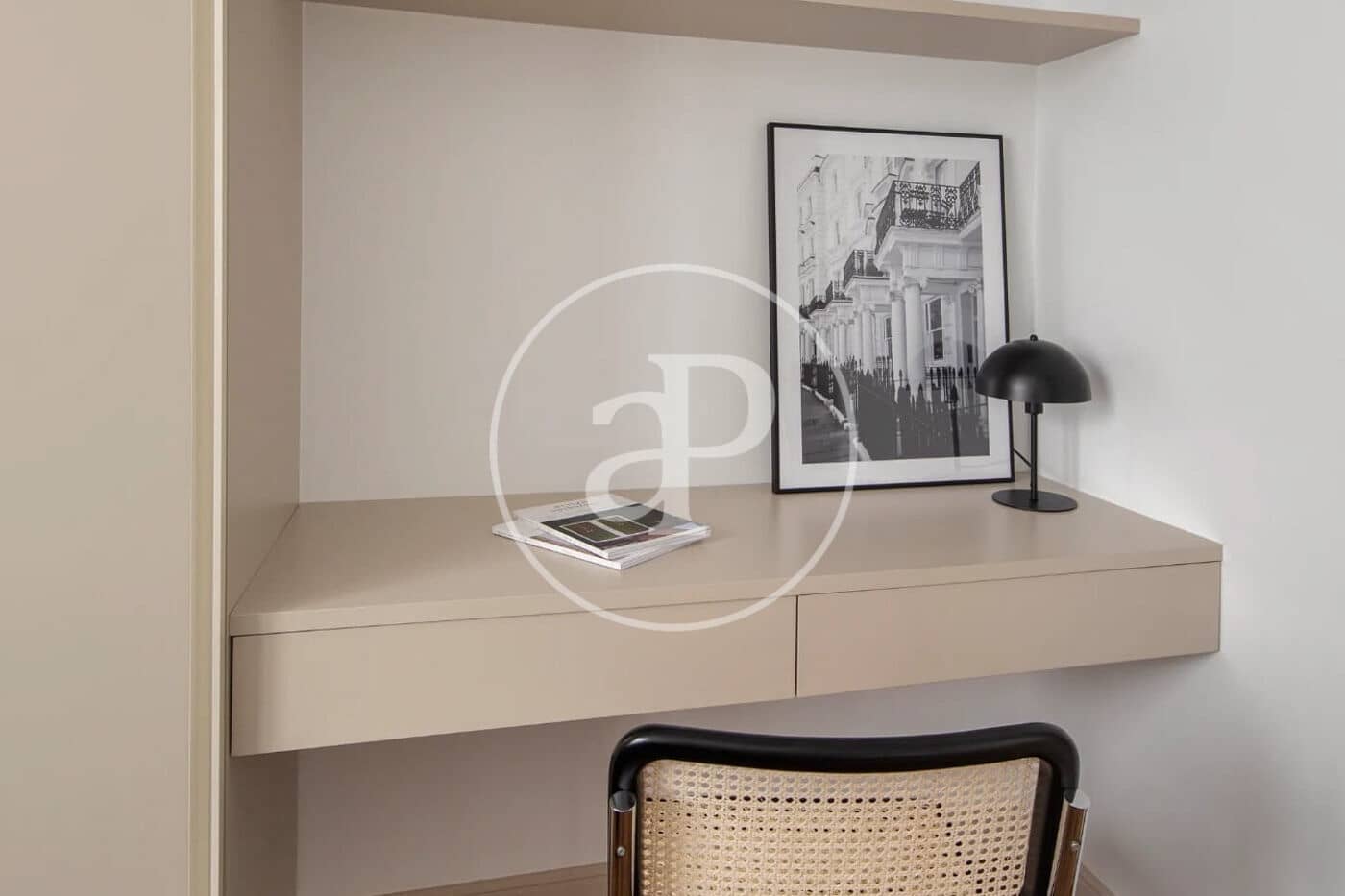 3 soveværelse Lejlighed til leje i Barcelona by - € 3.950 (Ref: 9470679)