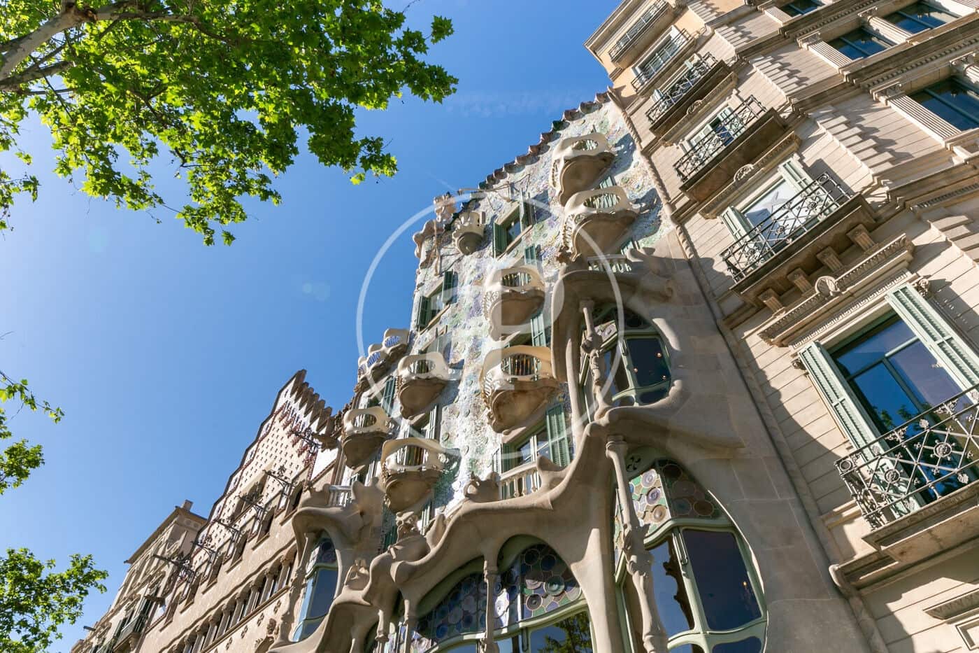 3 soveværelse Lejlighed til leje i Barcelona by - € 3.950 (Ref: 9470679)