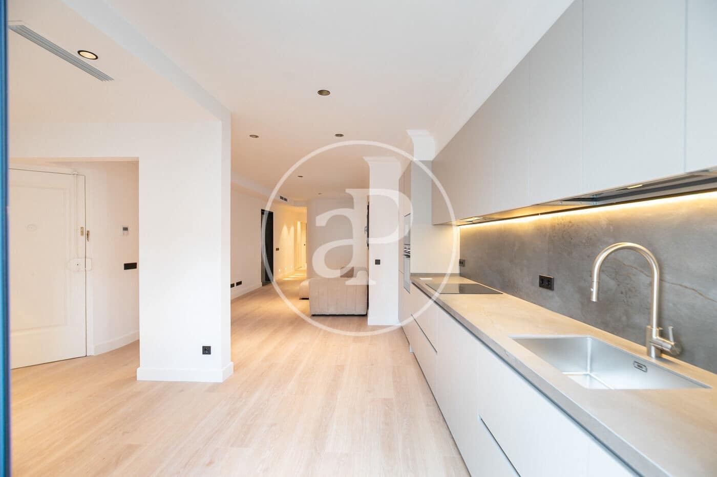 3 sypialnia Apartament na sprzedaż w Miasto Barcelona - 925 000 € (Ref: 9470682)