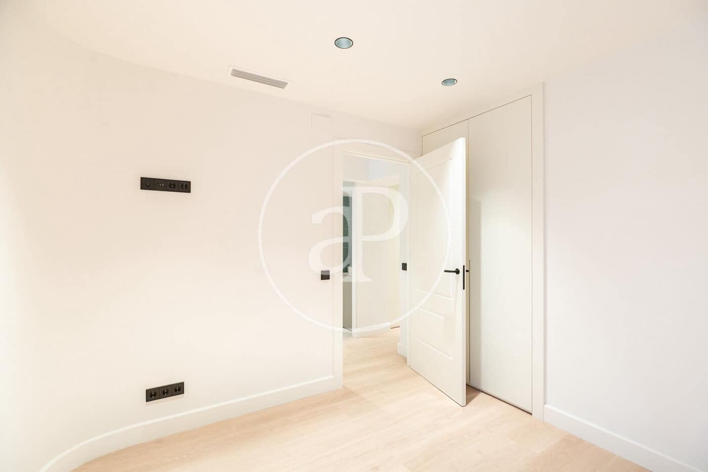 3 sypialnia Apartament na sprzedaż w Miasto Barcelona - 925 000 € (Ref: 9470682)