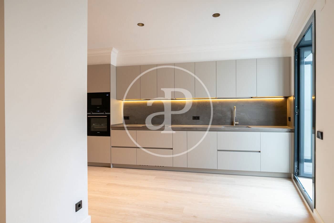 3 sypialnia Apartament na sprzedaż w Miasto Barcelona - 925 000 € (Ref: 9470682)